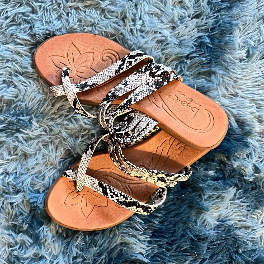 b.o.c. Strappy Flip Flop Sandal